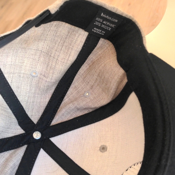 Brixton Grey and Black Oath III SnapBack - Picture 3 of 3